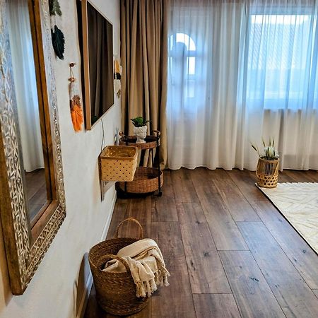 Vinicky Tokaj Zlata Putna - Restaurant & Pension מראה חיצוני תמונה