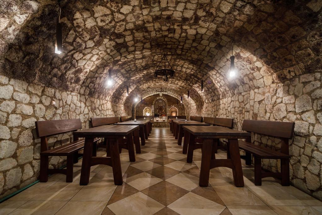 Vinicky Tokaj Zlata Putna - Restaurant & Pension מראה חיצוני תמונה
